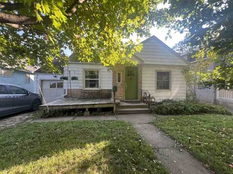 204 W Faribault St, Duluth, MN 55803