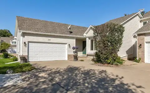 2811 SE 22nd Street unit: 1310, Des Moines, IA 50320
