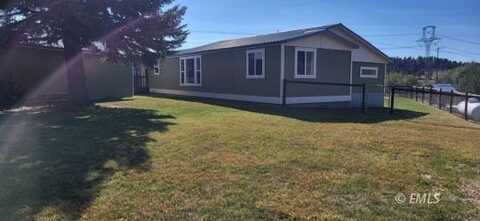 1038 Laramie Cir, Colstrip, MT 59323