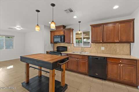 1953 E MARILYN Avenue, Mesa, AZ 85204
