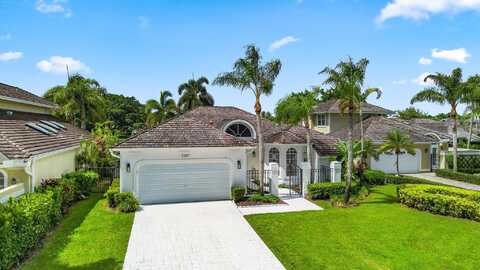 2587 Muir Circle, Wellington, FL 33414
