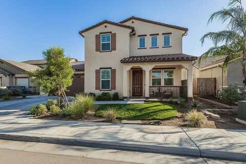 7425 Harvard Avenue E, Fresno, CA 93737