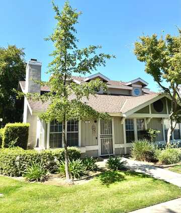 5455 Marty Avenue N, Fresno, CA 93711
