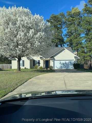 102 Digby Court, Raeford, NC 28376