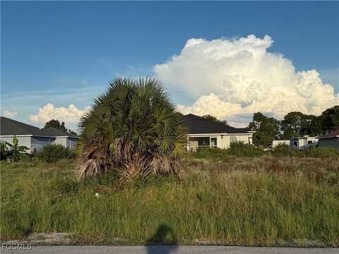 2129 Snead Drive, Lehigh Acres, FL 33973