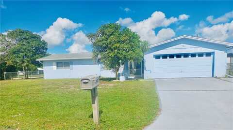 501 Parkside Street, Lehigh Acres, FL 33936