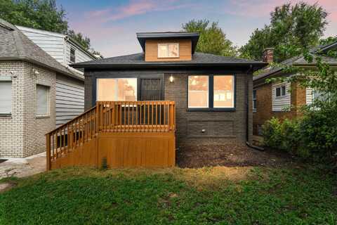 1956 W 14th Avenue, Gary, IN 46404