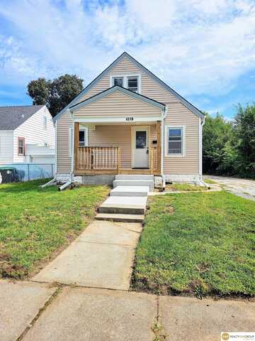 4319 N 32ND Street, Omaha, NE 68111