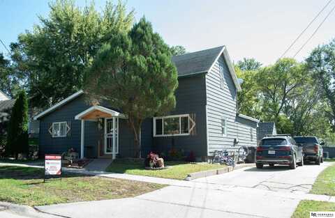 304 E 8th Street, Madison, NE 68748