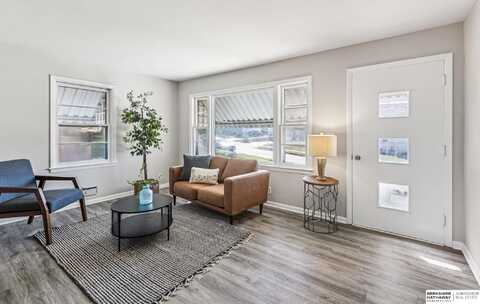 4460 Hillsdale Avenue, Omaha, NE 68107