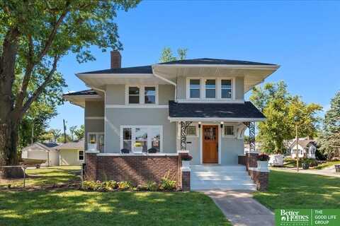 6524 N 24th Street, Omaha, NE 68112