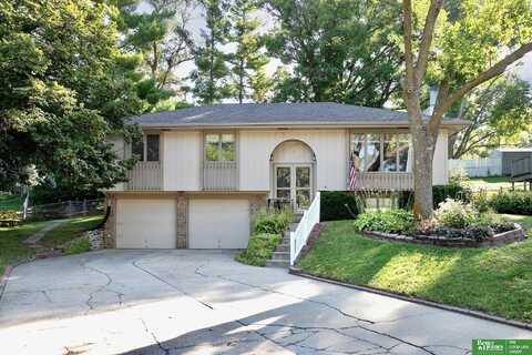 4335 N 81st Avenue Circle, Omaha, NE 68134
