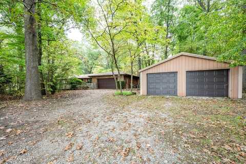 71353 State Line Road, Edwardsburg, MI 49112