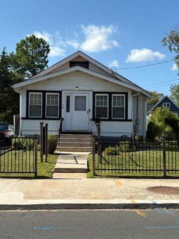 1123 E 3Rd St, Plainfield, NJ 07062