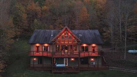 643 Knob Dr, Slatyfork, WV 26291