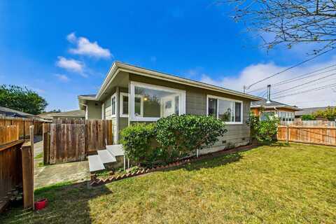 3360 H Street, Eureka, CA 95503