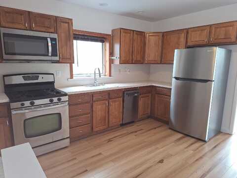 589 AVENUE A, Bayonne, NJ 07002