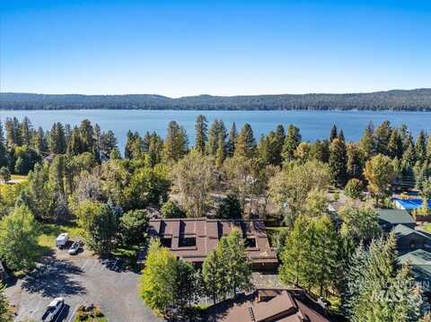 1630 Davis Ave, McCall, ID 83638