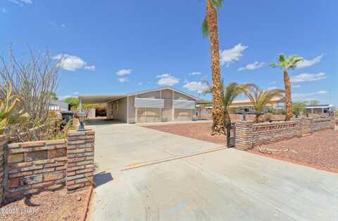 49566 Topaz Ave, Quartzsite, AZ 85346