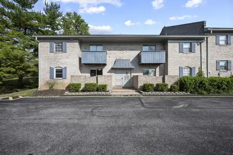 1092 Armstrong Mill Road unit: B, Lexington, KY 40517