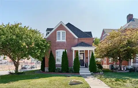 332 N 6th Street, Saint Charles, MO 63301