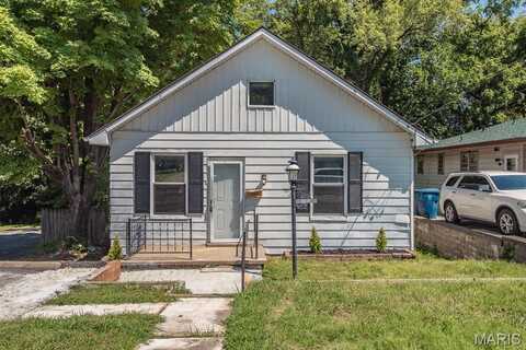 8819 North Avenue, Saint Louis, MO 63114