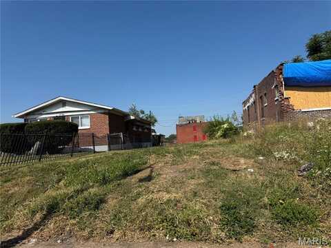 3003 Tayor N Taylor Avenue, Saint Louis, MO 63115