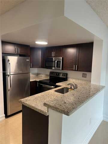 670 NW 85th Pl, Miami, FL 33126