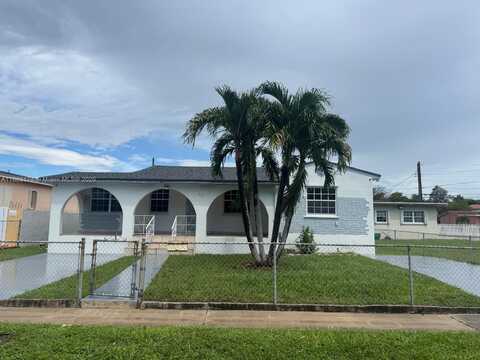 115 W 37th St, Hialeah, FL 33012