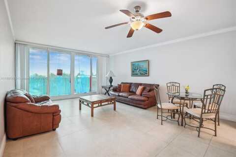3505 S Ocean Dr, Hollywood, FL 33019