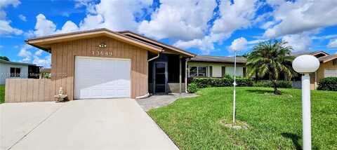 13649 Cord Way, Delray Beach, FL 33484