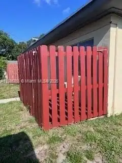 undefined, North Miami, FL 33161