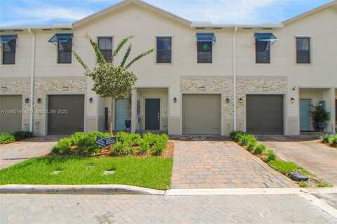 896 NW 3rd Ter, Pompano Beach, FL 33060