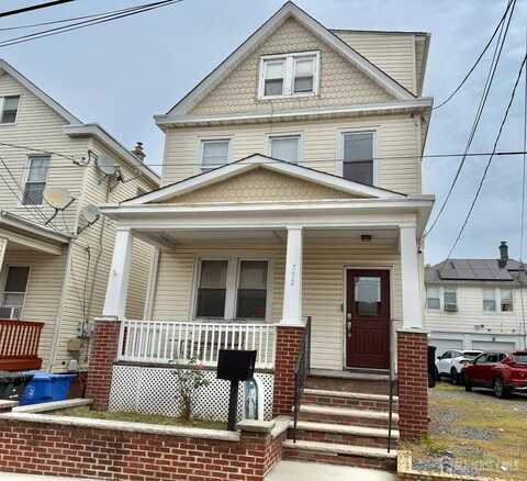 752 Donald Avenue, Perth Amboy, NJ 08861