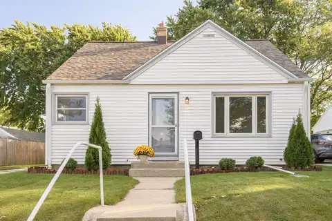 6503 W Fremont Pl, Milwaukee, WI 53219
