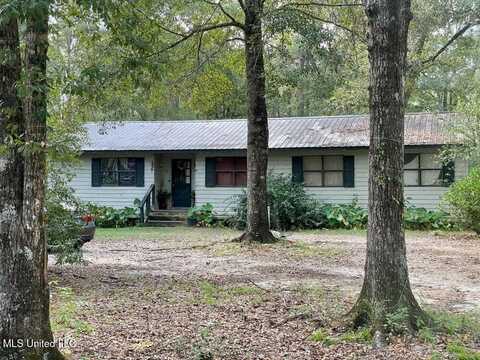 1295 Beaver Creek Road, Lucedale, MS 39452