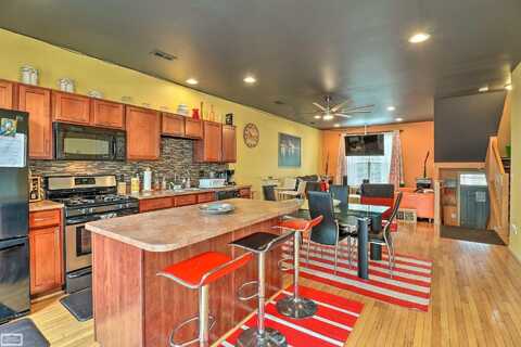 7721 Woodward, Detroit, MI 48202