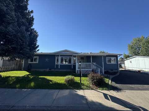 1818 NW Fir Avenue, Redmond, OR 97756