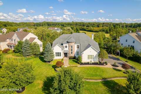 2 Silverleaf Way, Manalapan, NJ 07726