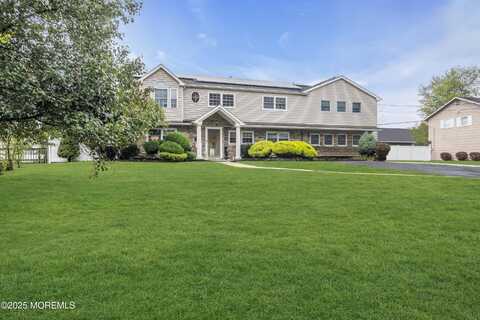 17 Yorktowne Drive, Manalapan, NJ 07726