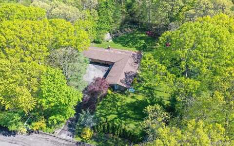 20 Cherry Lane, Syosset, NY 11791