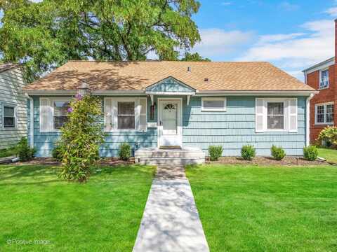 9532 Lexington Avenue, Brookfield, IL 60513