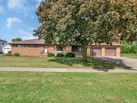 170 E Walnut Street, Coal City, IL 60416