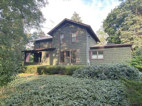 216 N Batavia Avenue, Batavia, IL 60510