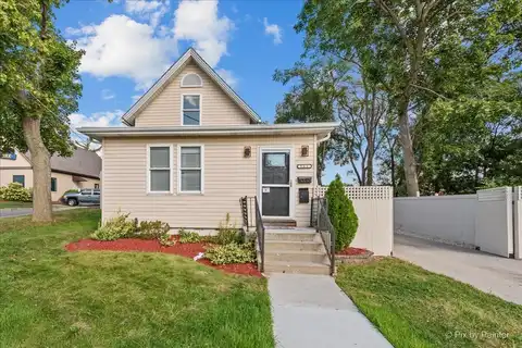 561 Dundee Avenue, Elgin, IL 60120