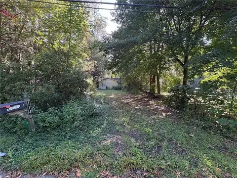 1149 Orchard Grove Drive, Geneva, OH 44041