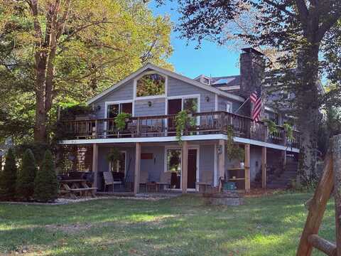 11 & 13 Dulcies Point Road, Kingston, NH 03848