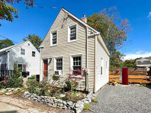 5 Kossuth Street, Exeter, NH 03833