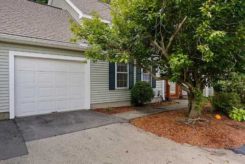 17 Echo Shore Drive, Merrimack, NH 03054