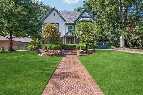 2238 Terwilleger Boulevard, Tulsa, OK 74114